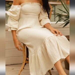 Elegant Cream Off-Shoulder Maxi Dress